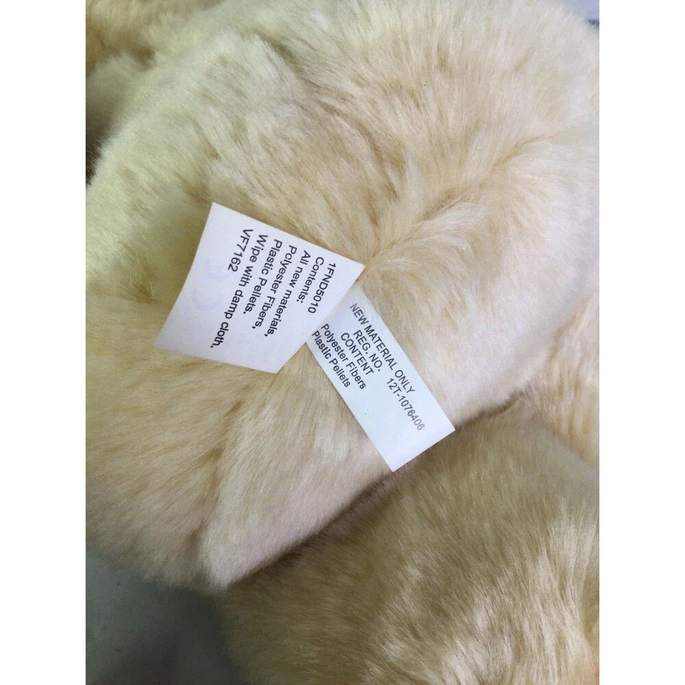 Hallmark Forever Friends Original Cute Bear Holding Roses Plush Stuffed Animal